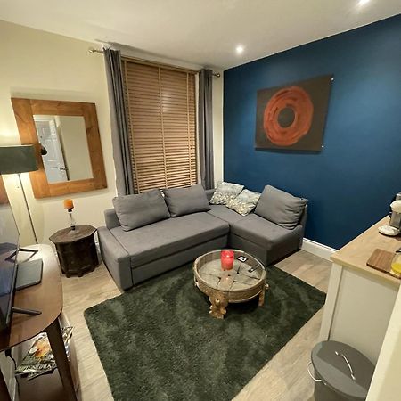 גלסטונברי Globe Apartments מראה חיצוני תמונה